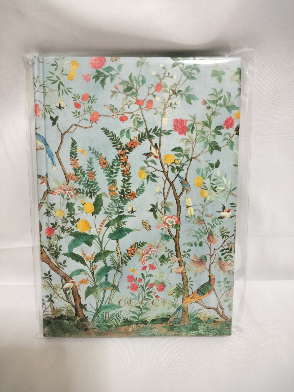 【Gucci notebook】Supplement to a Japanese magazine. “Gucci SPUR Notebook”NEW