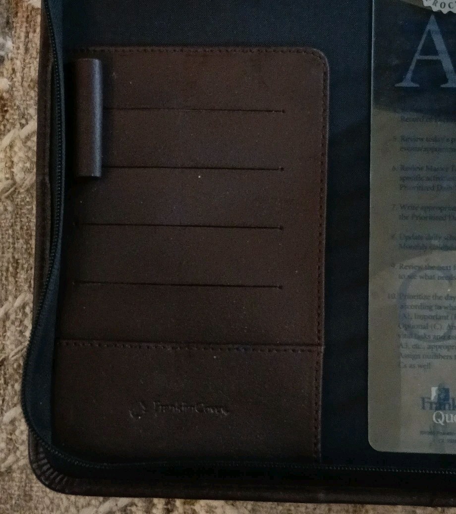 Franklin Covey 10″ X 8″ Brown Full Leather 7 Ring Binder Planner 2” Rings