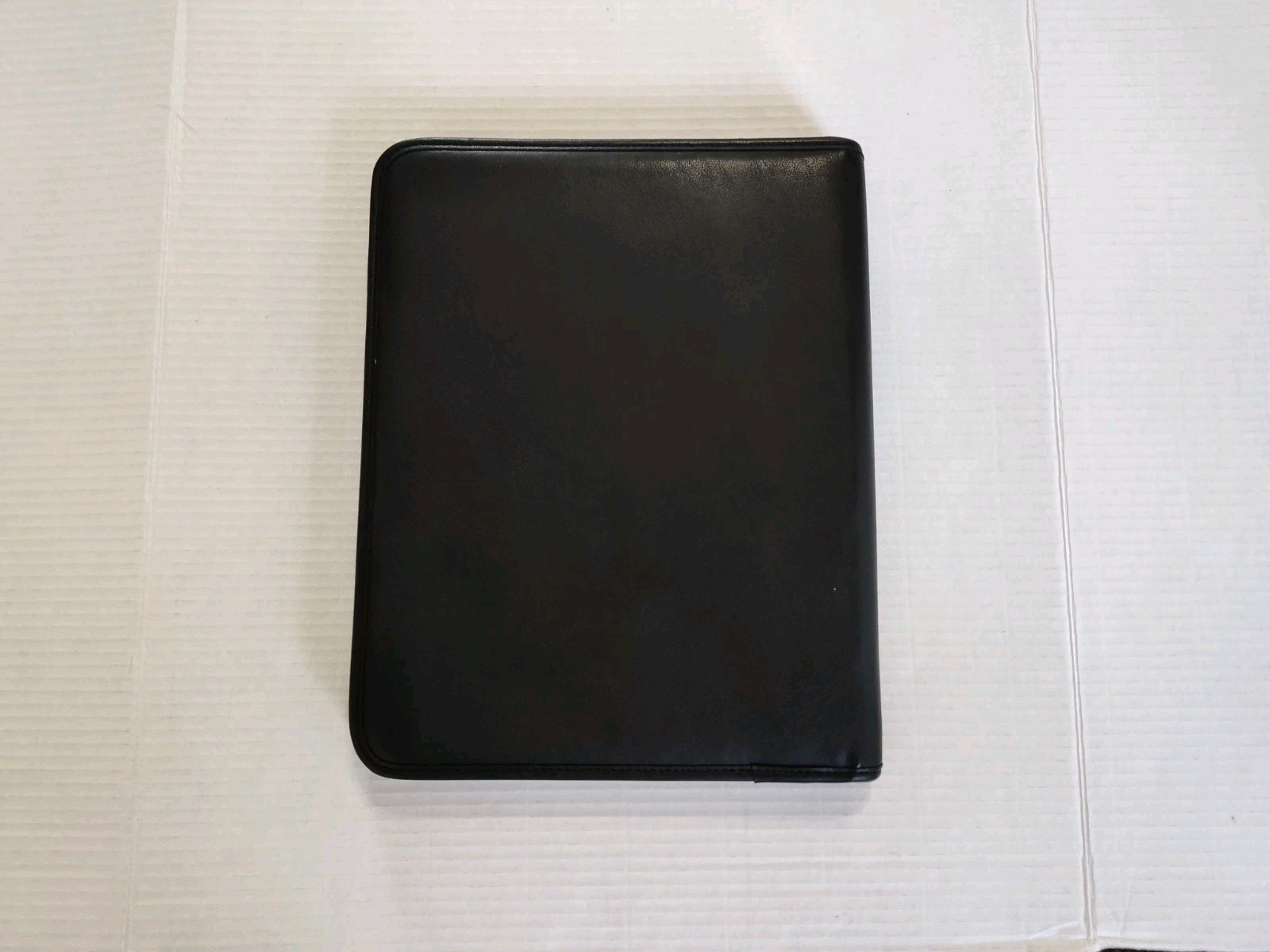 Samsill Black Zip Around Portfolio Zippered Pockets Card Holders Organizer#70820