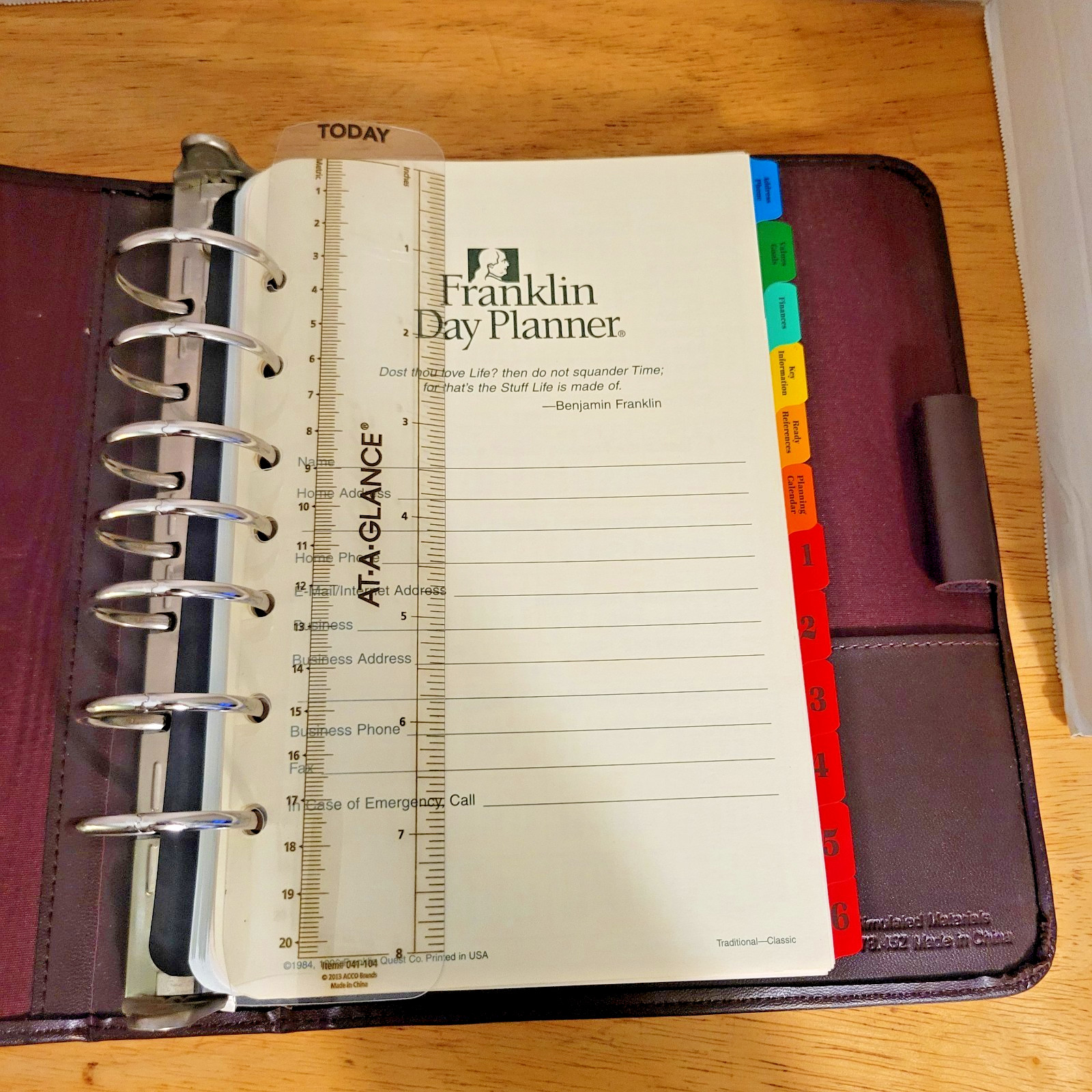Brown Franklin Planner Classic Size 8″x9″ Open Vinyl 7 Ring Planner
