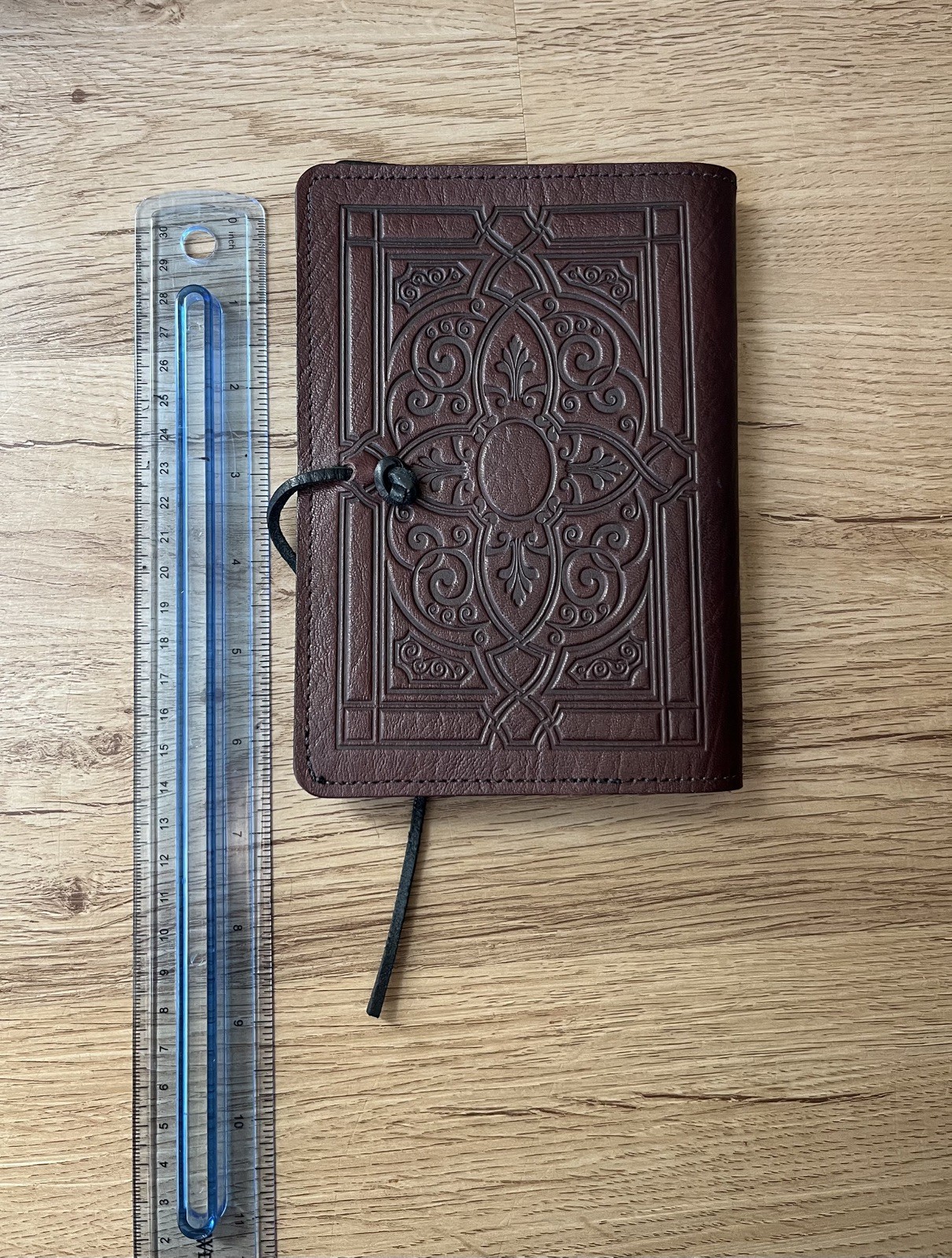 Oberon Design Florentine Small Journal In Wine !BUTTON LOOSE! Read description.