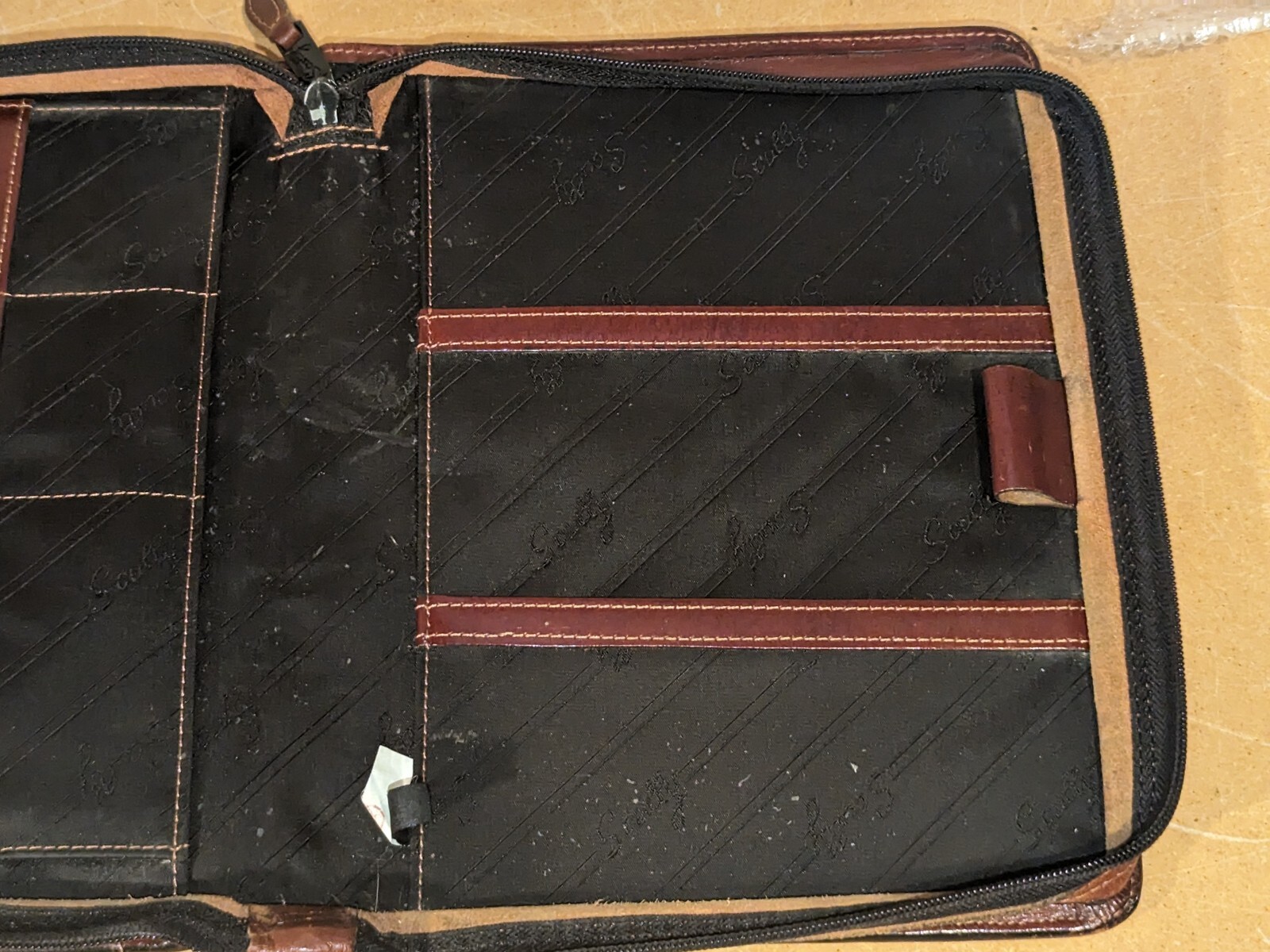 Vintage Scully leather zippered small 8X10 portfolio organizer Rustic Brown