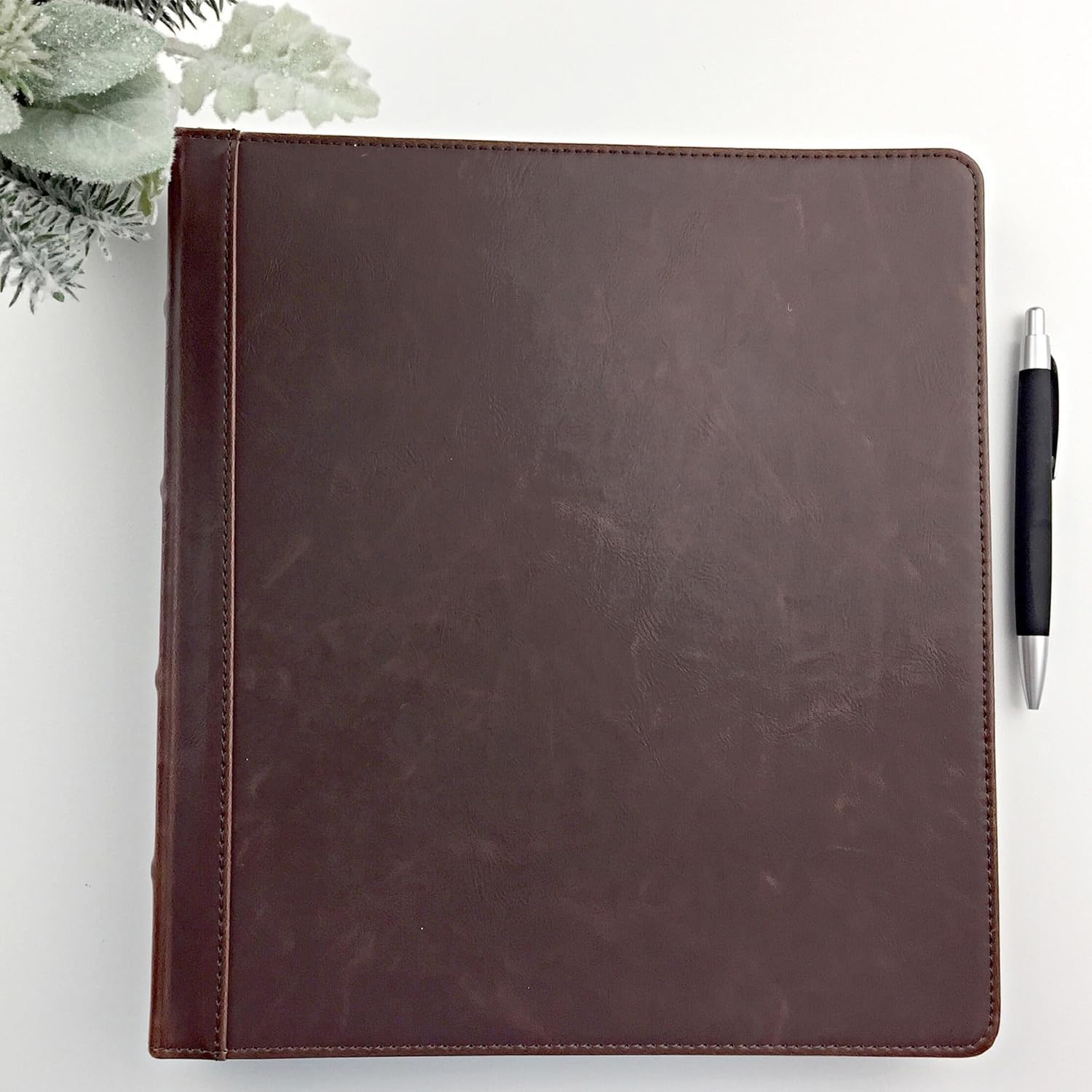 Elegant Vintage Leather 3 Ring Binder Holds 200 Sheets | Professional Organizer