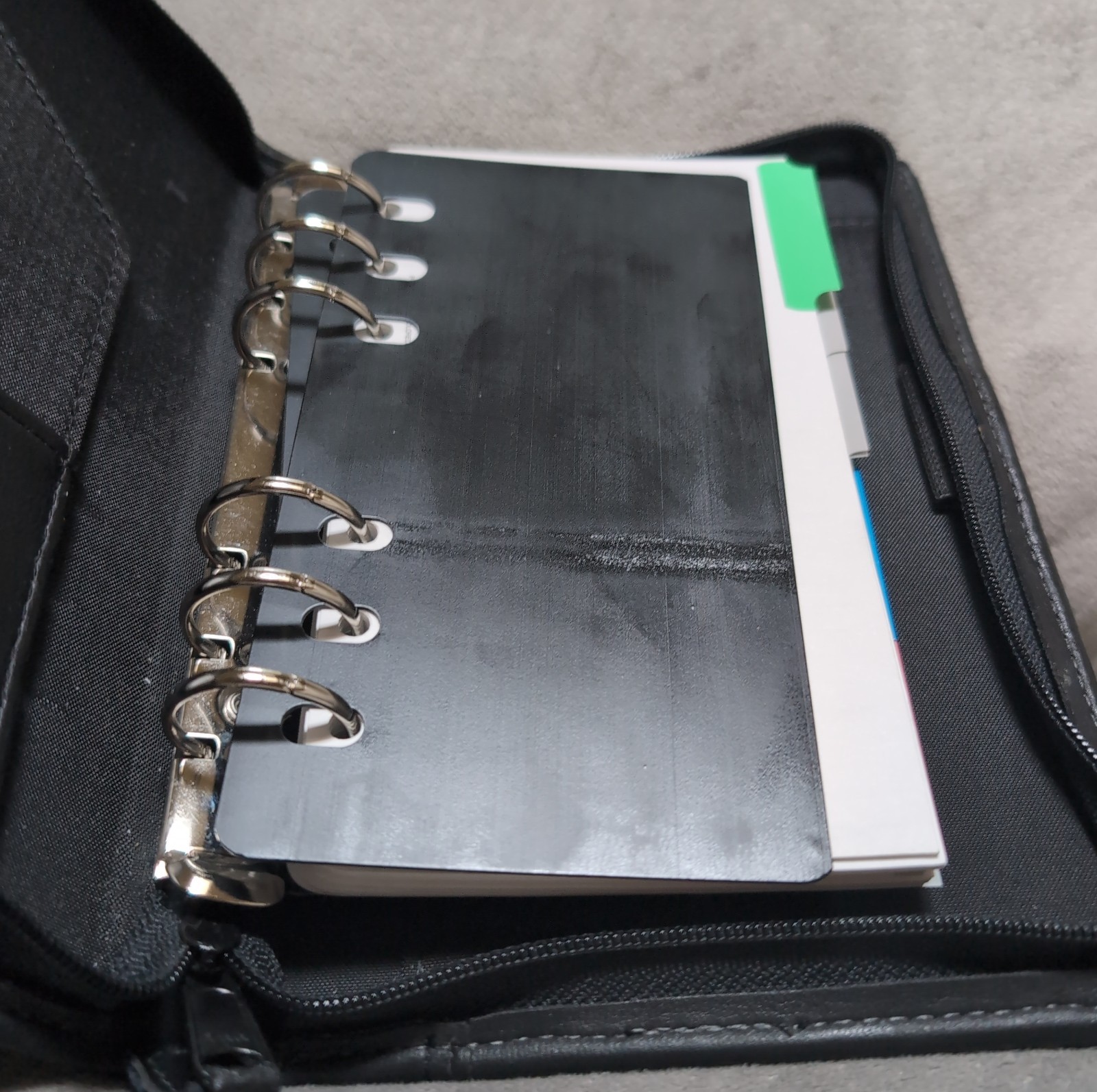 Day Timer Binder Black Leather 7 Ring 1″ Zip Up VTG 90s
