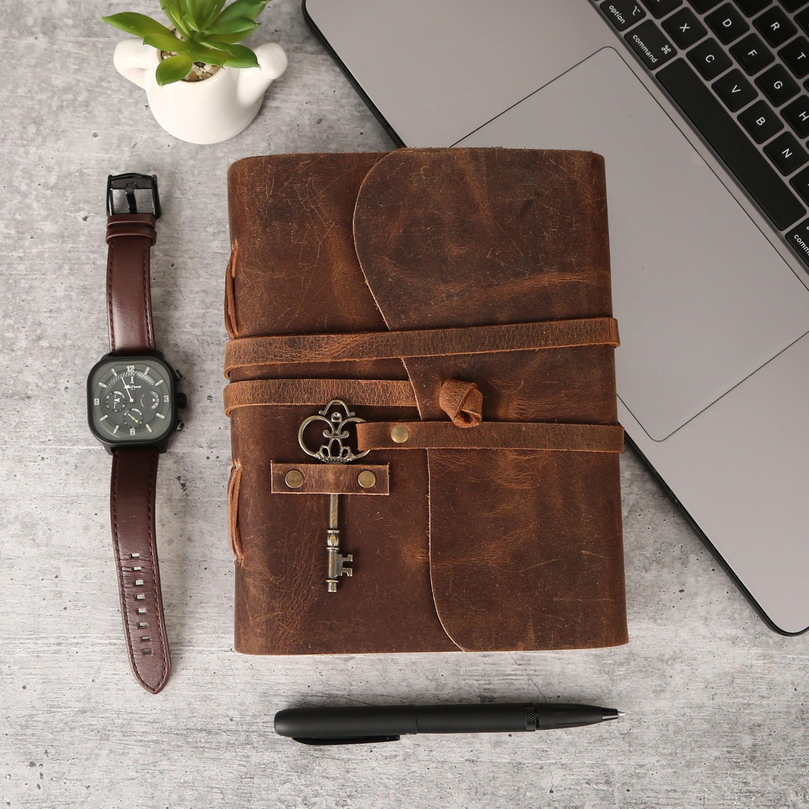 Leather Journal with Deckle Edge Paper 8×6 inch and Vintage Key 8 x 6, Brown