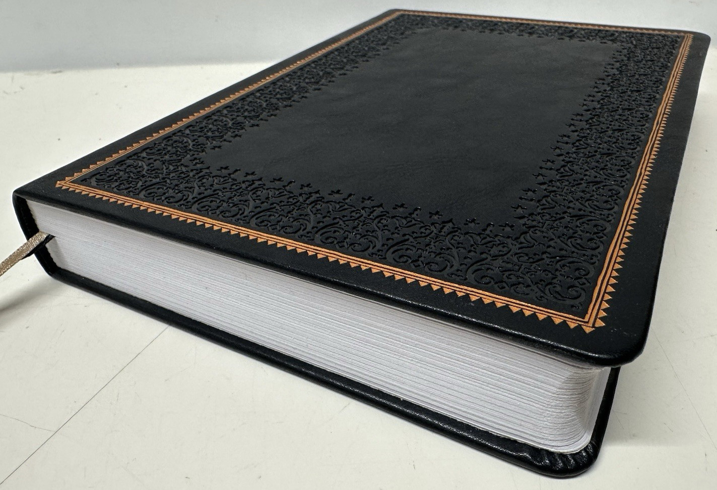 NEW Leatherette (faux leather) Black Blank Sketchbook Journal. 5.5 x 8 in.
