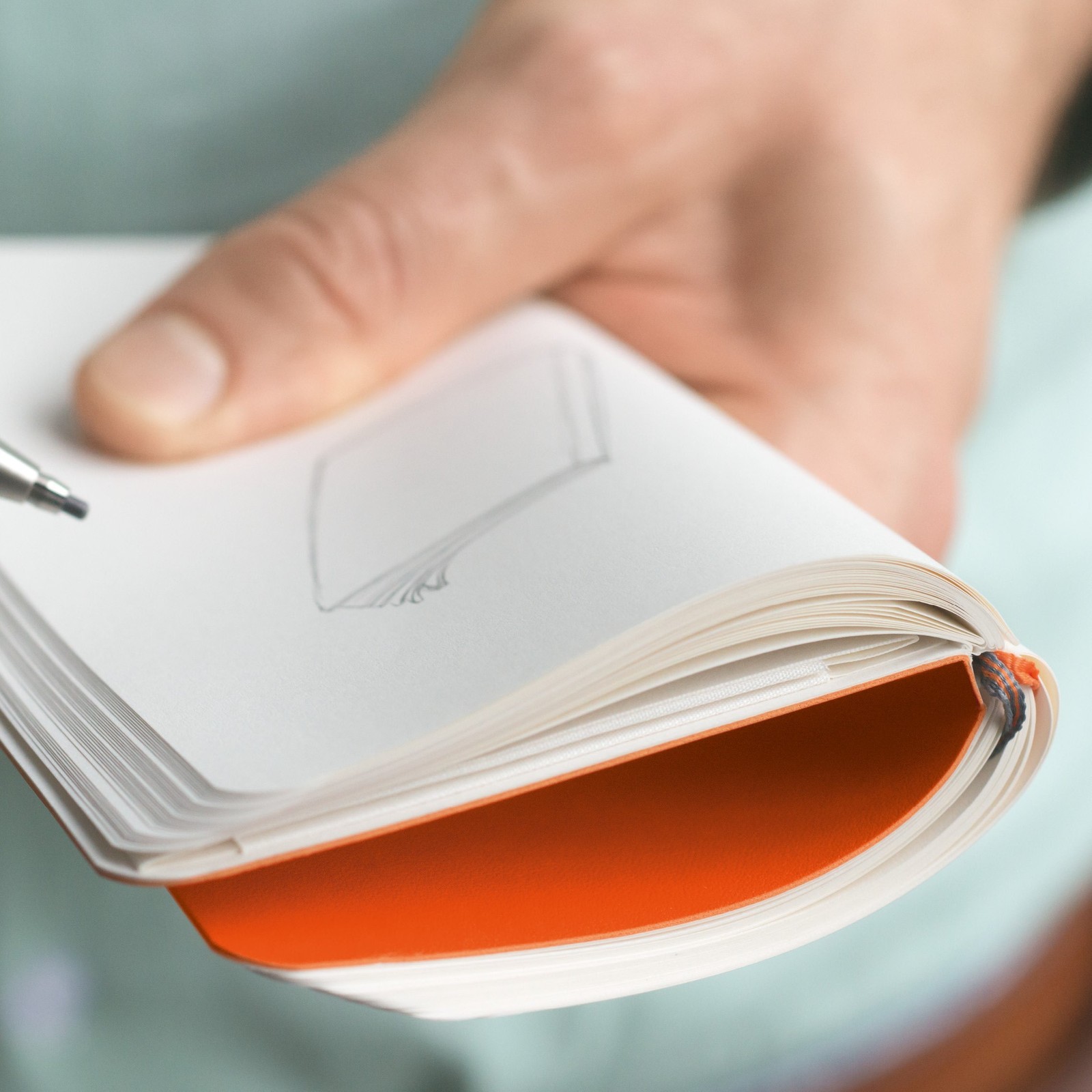 Liniert Port Red B6 Softcover Notebook with 123 Pages and Elastic Closure