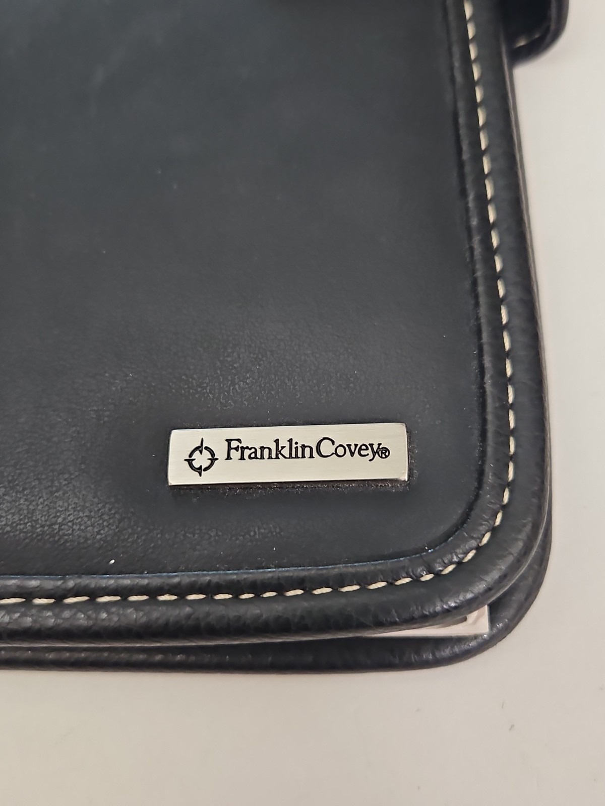Franklin Covey 763500 Planner Notebook 9×7” Snap Closure Black “Leather”