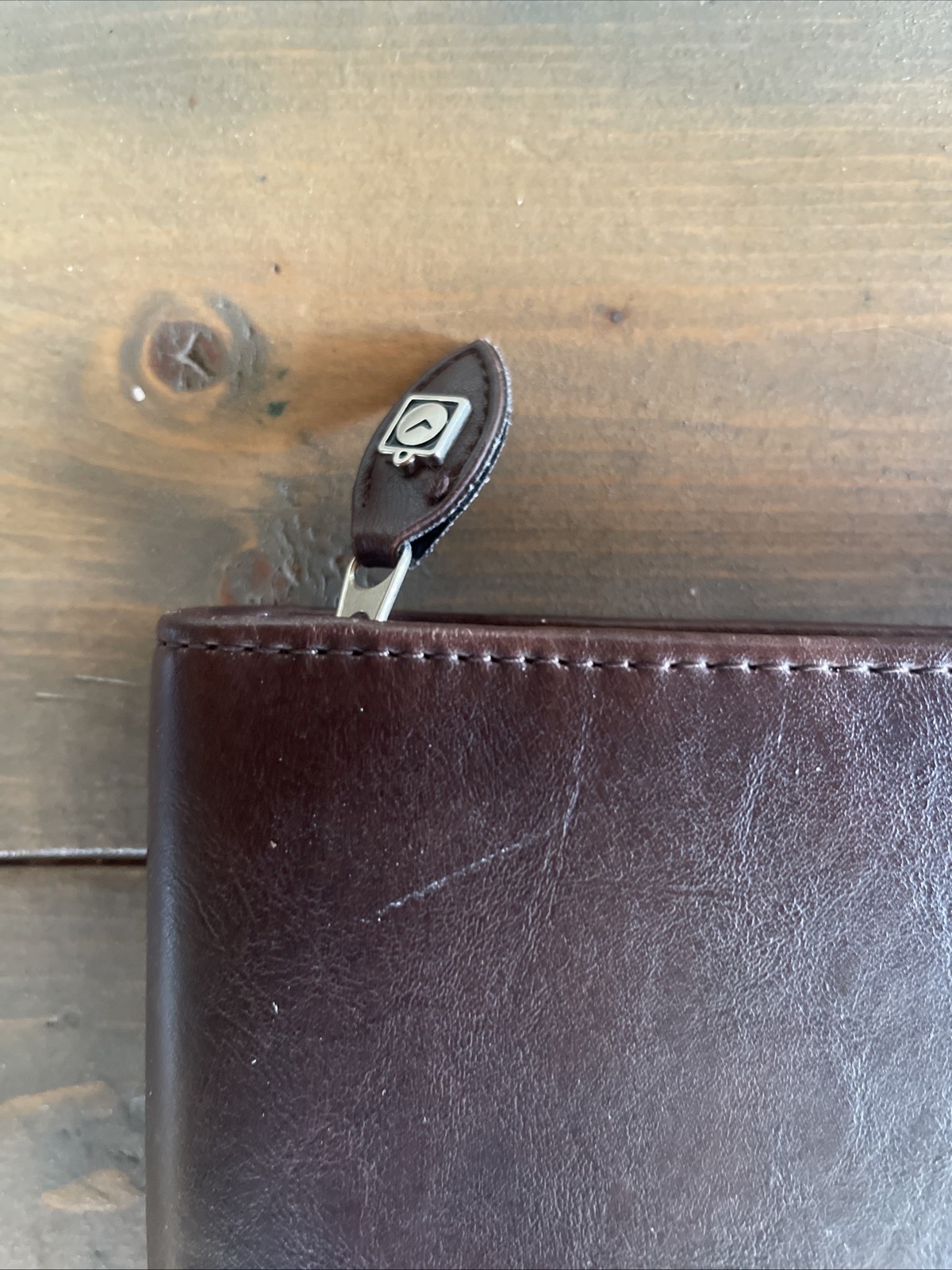 Day-Timer Distressed Leather Zippered Planner Cover, Brown, Folio 8 1/2 x 11